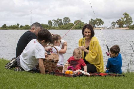 Family Fishing and having a Picnic - Disckson Reserve