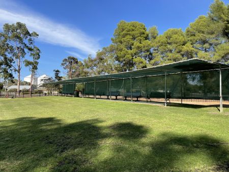 Coonalpyn Pool - lawns and shaded seating