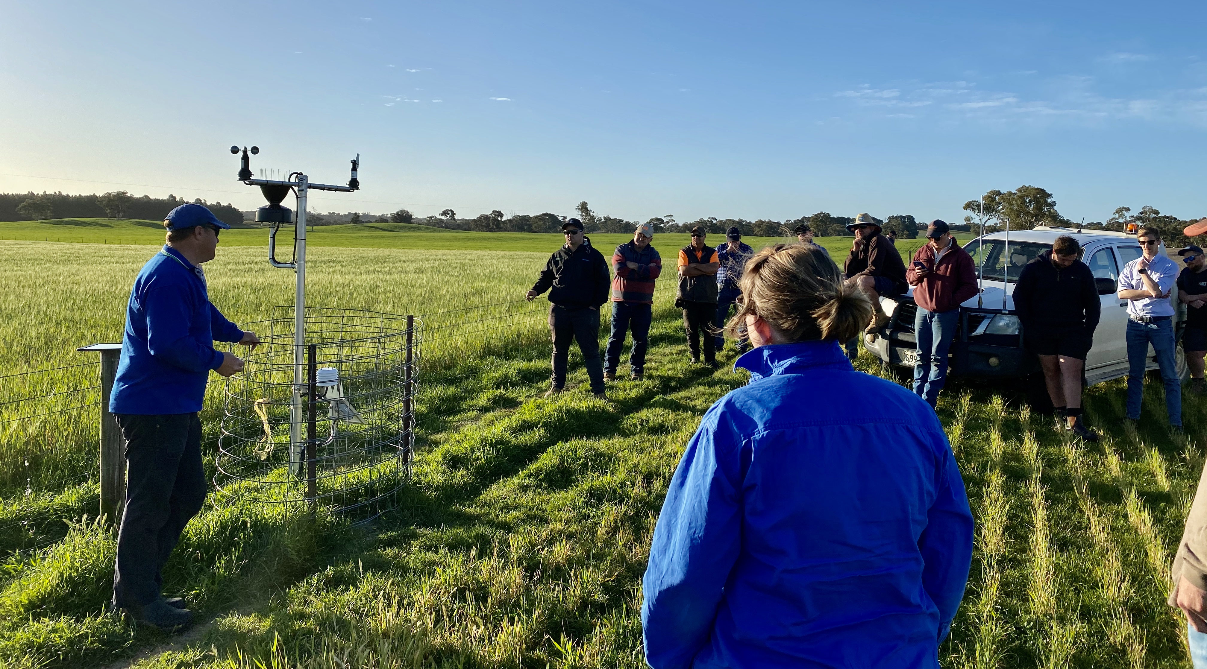 Shane Oster - Alpha Consulting explaining the on farm weather station & soil probe Shane Oster - Alpha Consulting explaining the on farm weather station & soil probe